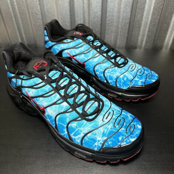 Nike Air Max Plus Shark Attack Blue Black White Red HQ3824-001 Mens Size 10.5 - Picture 2 of 8